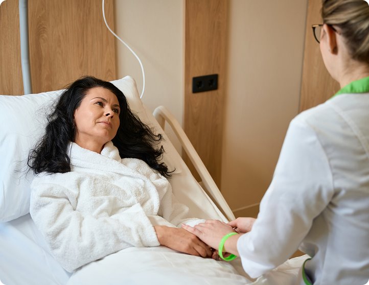 A specialist talking a client through a combined UVBI and ozone session